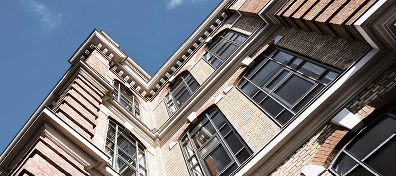 Abele Ingenieure - Firmensitz Augsburg / Büro und Fertigung im historischen Fabrikschloss / Textilviertel